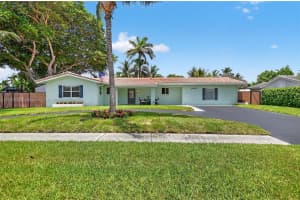 1019 Se 12th Ave Deerfield Beach, FL 33441 - MLS#A11843532