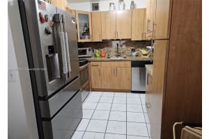 551 Sw 135th Ave 305b Pembroke Pines, FL 33027 - MLS#A11843536