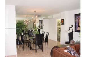 MLS# A11843562, Hollywood, Florida 33019