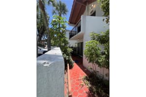 7430 Sw 153rd Pl 106-1, Miami