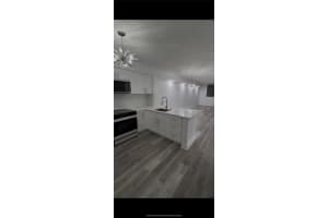 5091 Nw 7th St 109, Miami
