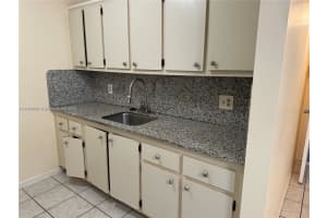 200 Sw 132nd Way 313l Pembroke Pines, FL 33027 - MLS#A11843631