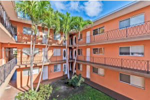 2330 NW 11th St APT 47, Miami, FL 33125, - MLS#A11843649