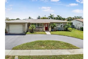 2101 Nw 119th Ave, Pembroke Pines