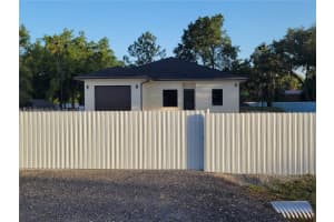 242 N Pine Cone, Clewiston