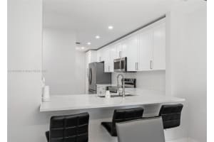 700 Se 14th St J Fort Lauderdale, FL 33316 - MLS#A11843699