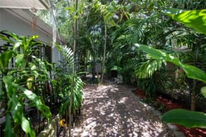 13325 Ne 10th Ave North Miami, FL 33161 - MLS#A11843703