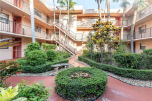 10985 Sw 107th St 310, Miami