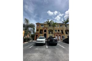 141 Nw 2nd Ave 2, Hallandale Beach