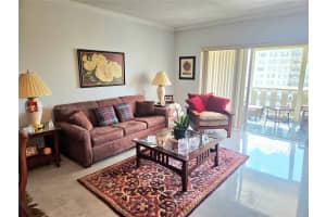 4350 Hillcrest Dr 716 Hollywood, FL 33021 - MLS#A11843733