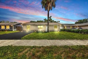 7615 Sw 8th Ct, North Lauderdale