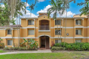 2321 Nw 33rd St 215, Oakland Park