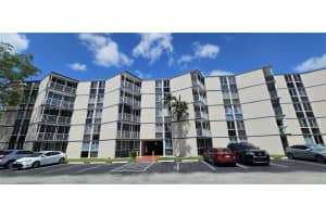 7075 Nw 186th St C101, Hialeah