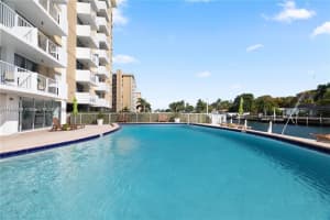2000 NE 135th St 807, North Miami, FL 33181 - MLS#A11843854