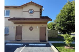 17354 Nw 74th Ave 201 Hialeah, FL 33015 - MLS#A11843898