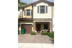 MLS# A11843910, Davie, Florida 33314