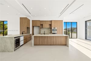 2050 S Hibiscus Dr, North Miami, FL 33181, - MLS#A11843912