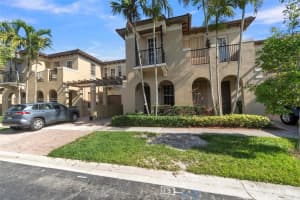 8612 Buckskin Mnr 5-8, Davie, FL 33328 - MLS#A11843934