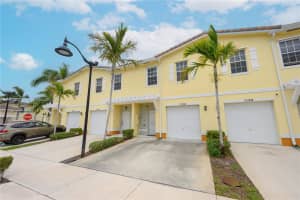 1106 Nw 40th Ter Lauderhill, FL 33313 - MLS#A11843937