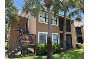 15590 Sw 106th Ln 1102, Miami