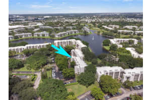 9410 Poinciana Pl 206, Davie, FL 33324 - MLS#A11844014