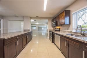 2041 Acapulco Dr, Miramar, FL 33023 - MLS#A11844029