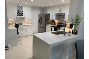 1051 Sorrento Dr Weston, FL 33326 - MLS#A11844052