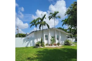 19610 Lenaire Dr, Cutler Bay, FL 33157, Sold 09/04/25