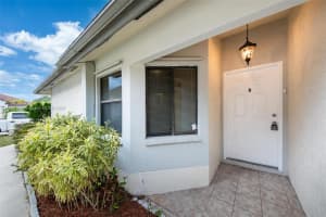 314 Bishop Rd North Lauderdale, FL 33068 - MLS#A11844148