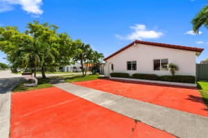 1501 SW 138th Ave, Miami, FL 33184 - MLS#A11844155