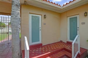 2160 Bay Dr 1-1, Miami Beach, FL 33141 - MLS#A11844156