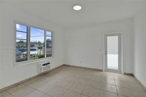 2160 Bay Dr 1-1, Miami Beach, FL 33141 - MLS#A11844156