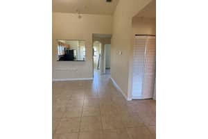 22301 Sw 88 Pl 302 Cutler Bay, FL 33190 - MLS#A11844169