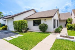 7106 Sw 103rd Pl, Miami