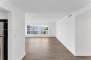 1400 NE 169th St 303, Miami, FL 33162 - MLS#A11844201