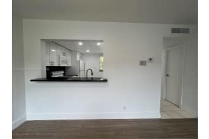 18051 Nw 68th Ave L101 Hialeah, FL 33015 - MLS#A11844206