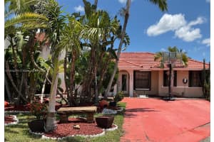 8453 Nw 189 Street Rd, Hialeah
