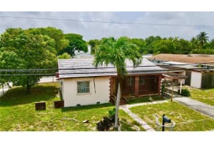 1300 Nw 29th Ave Miami, FL 33125 - MLS#A11844231