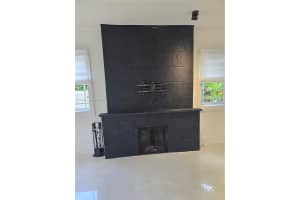 1033 Tyler St Hollywood, FL 33019 - MLS#A11844389