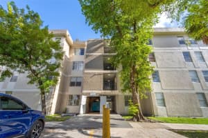 1885 W 56th St 110, Hialeah
