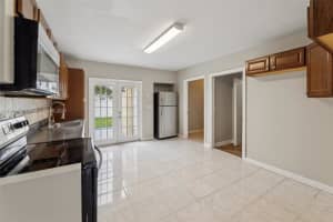 412 SW 4th Ter, Hallandale Beach, FL 33009 - MLS#A11844474
