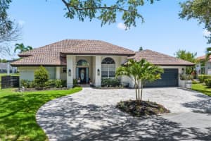 10021 Nw 50th Mnr Coral Springs, FL 33076 - MLS#A11844488