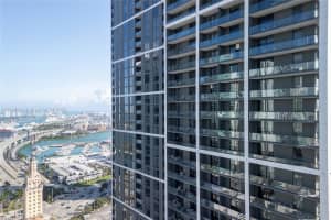 601 Ne 1st Av 4402, Miami