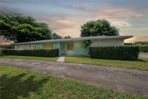 10480 SW 112th St, Miami, FL 33176, Sold 08/28/25