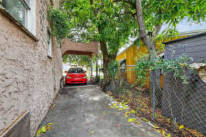 919 32nd St West Palm Beach, FL 33407 - MLS#A11844547