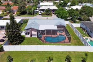 1014 SE 14th Ave, Deerfield Beach, FL 33441 - MLS#A11844549