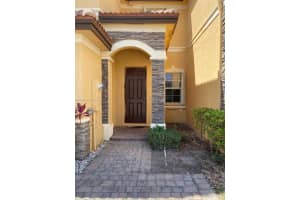 8728 Nw 113th Ct Doral, FL 33178 - MLS#A11844553