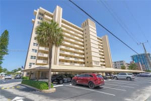 303 S Riverside Dr, Pompano Beach, FL 33062, Sold 08/21/25
