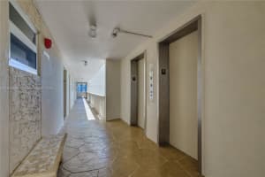 303 S Riverside Dr, Pompano Beach, FL 33062, Sold 08/21/25
