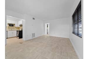 15391 S Dixie Hwy 59 Hwy 59, Palmetto Bay, FL 33157 - MLS#A11844563
